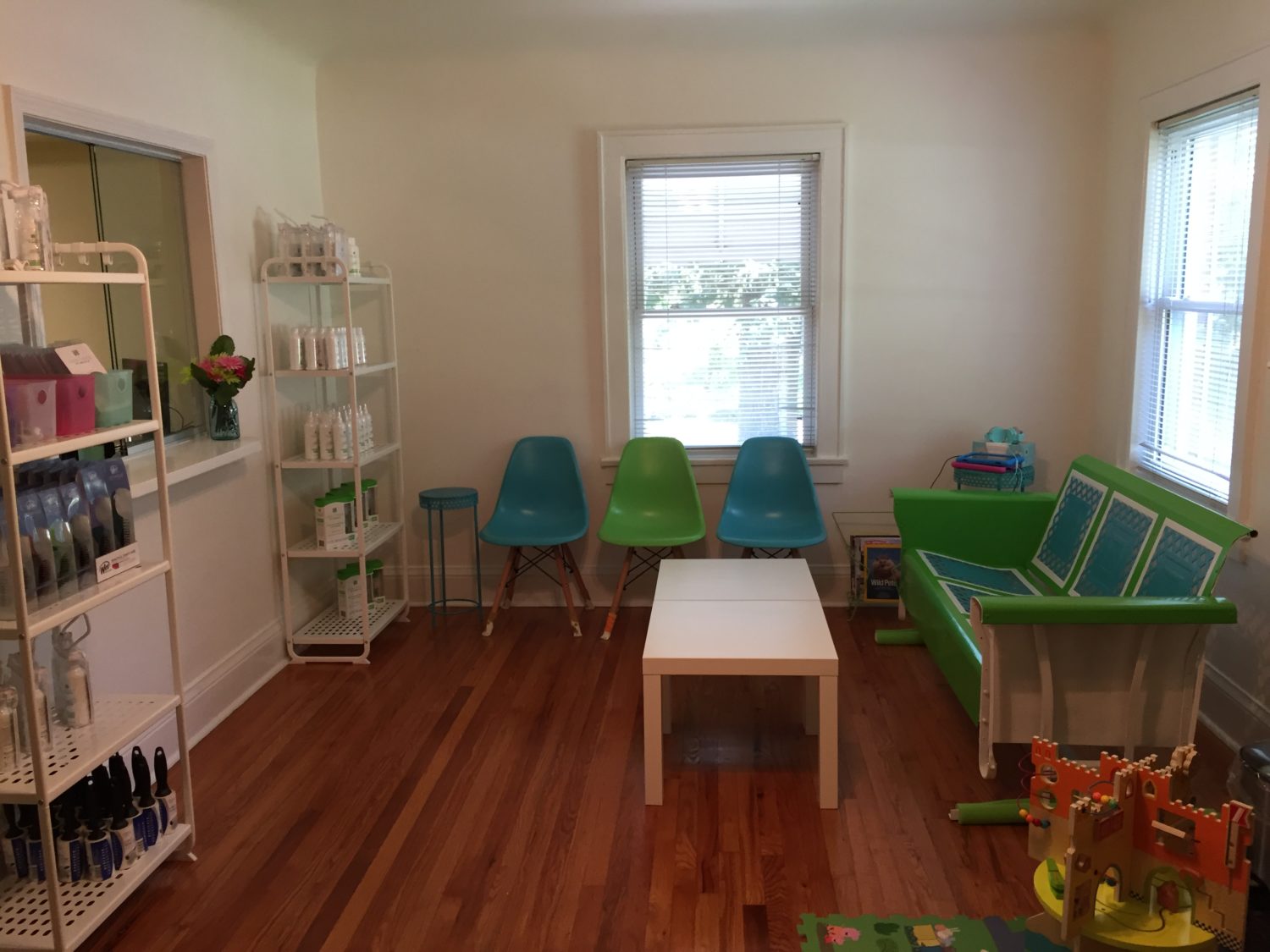 Knoxville Lice Clinic is OPEN! Knoxville Lice Clinic